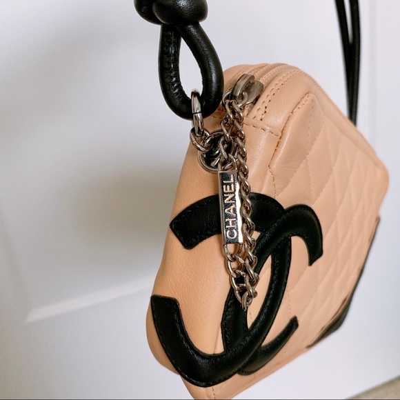 Chanel Cambon Quilted Pochette - Picture 3 of 8